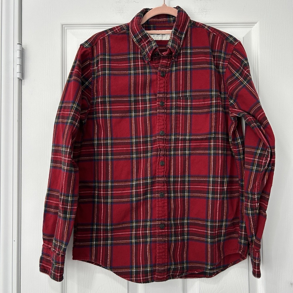 Abercrombie & Fitch Red Plaid Casual Button Down Shirt